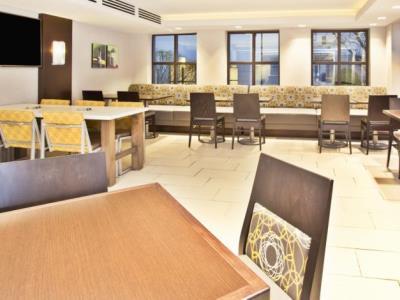 Express Boston-waltham By Ihg 3*