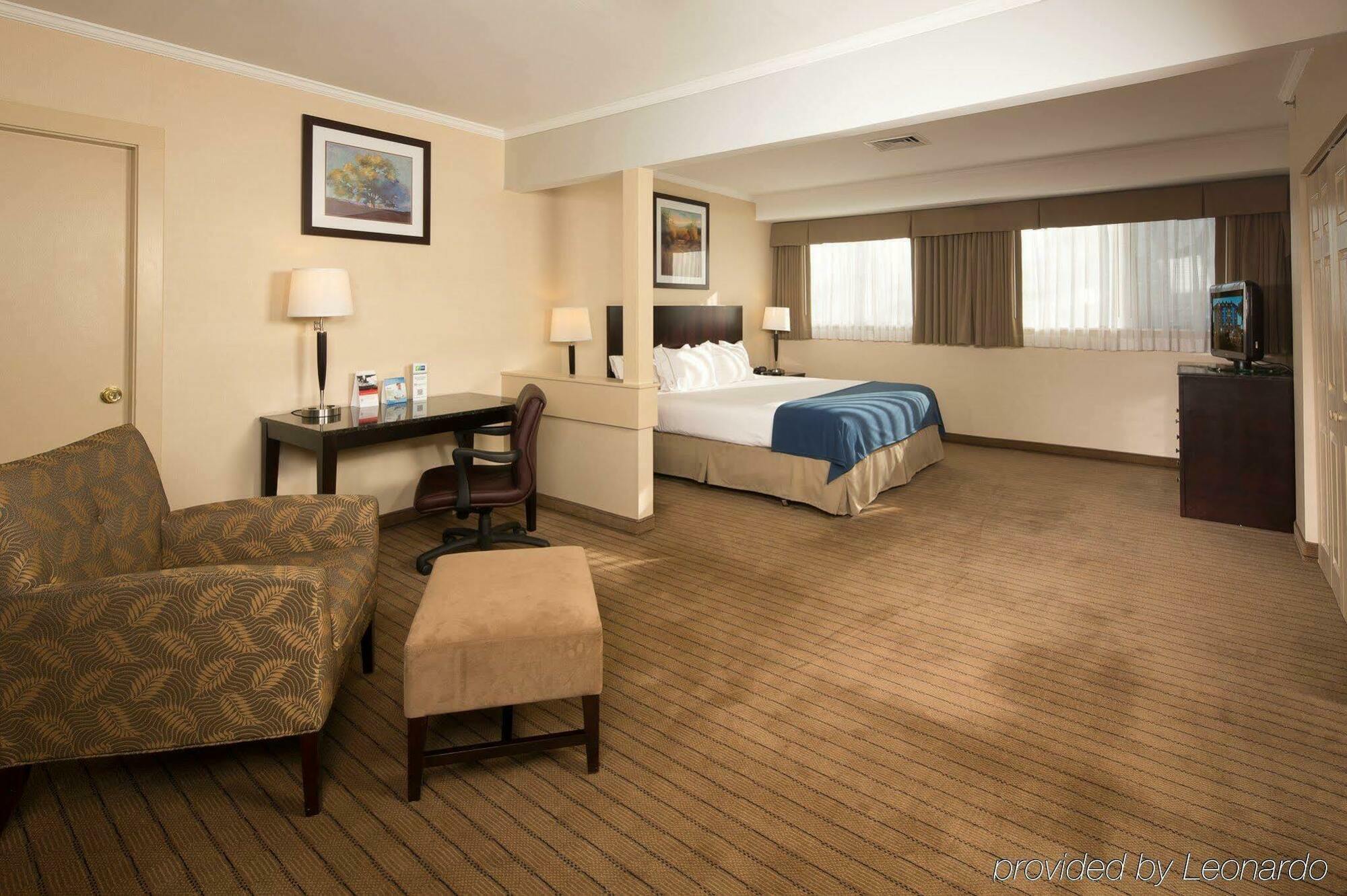 Express Boston-waltham By Ihg Waltham